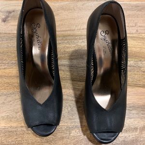 Seychelles peep toe wedges